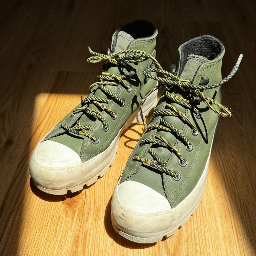 CONVERSE Lugged Platform Shoes Women's Size 8 Leather Gore Tex Boots Green
